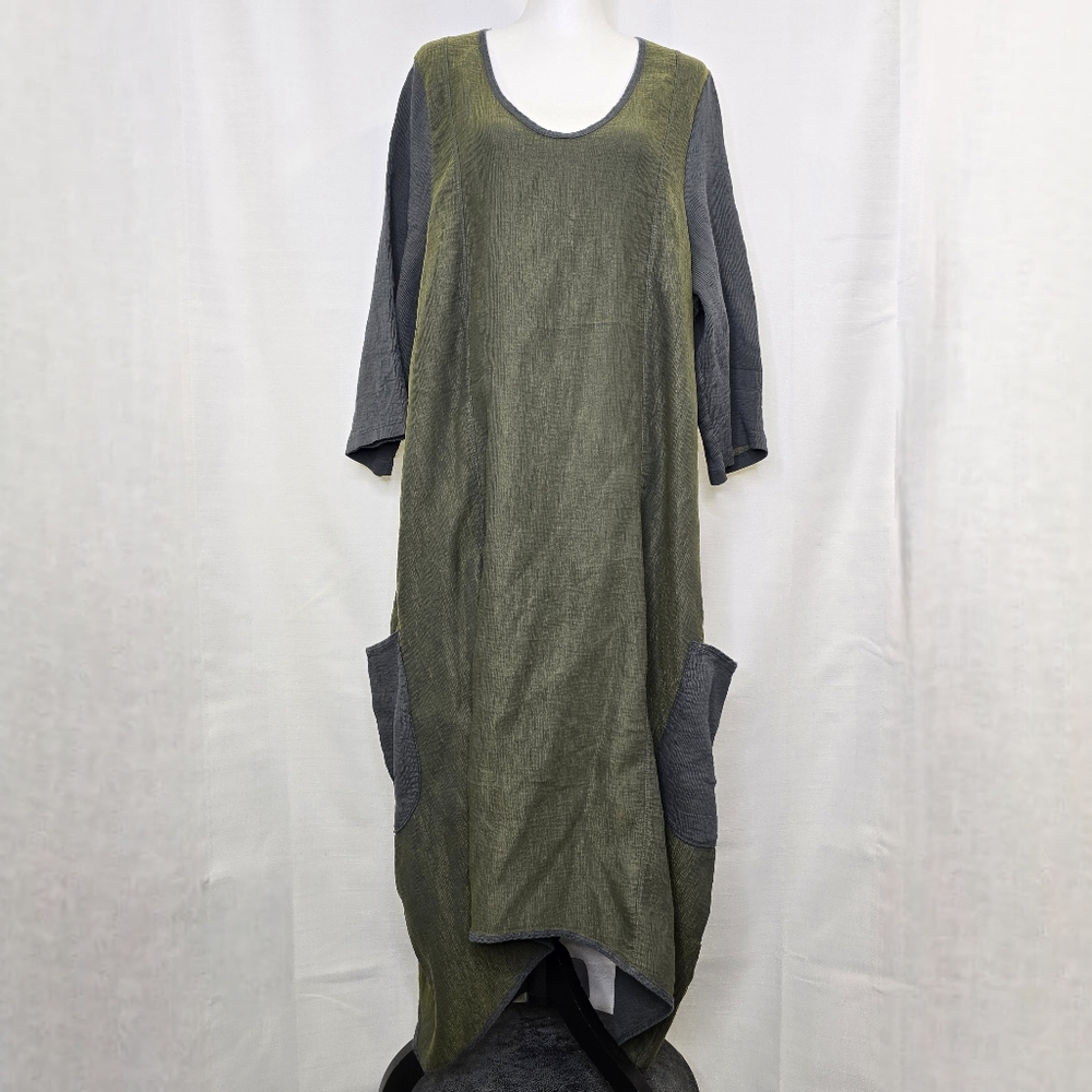 Bluefish Tunic Dress Size 2 Large XL Gray and Green Micro Pleated 3/4 Sleeve
